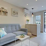 Delux Studio Apartment Aron With Free Parking